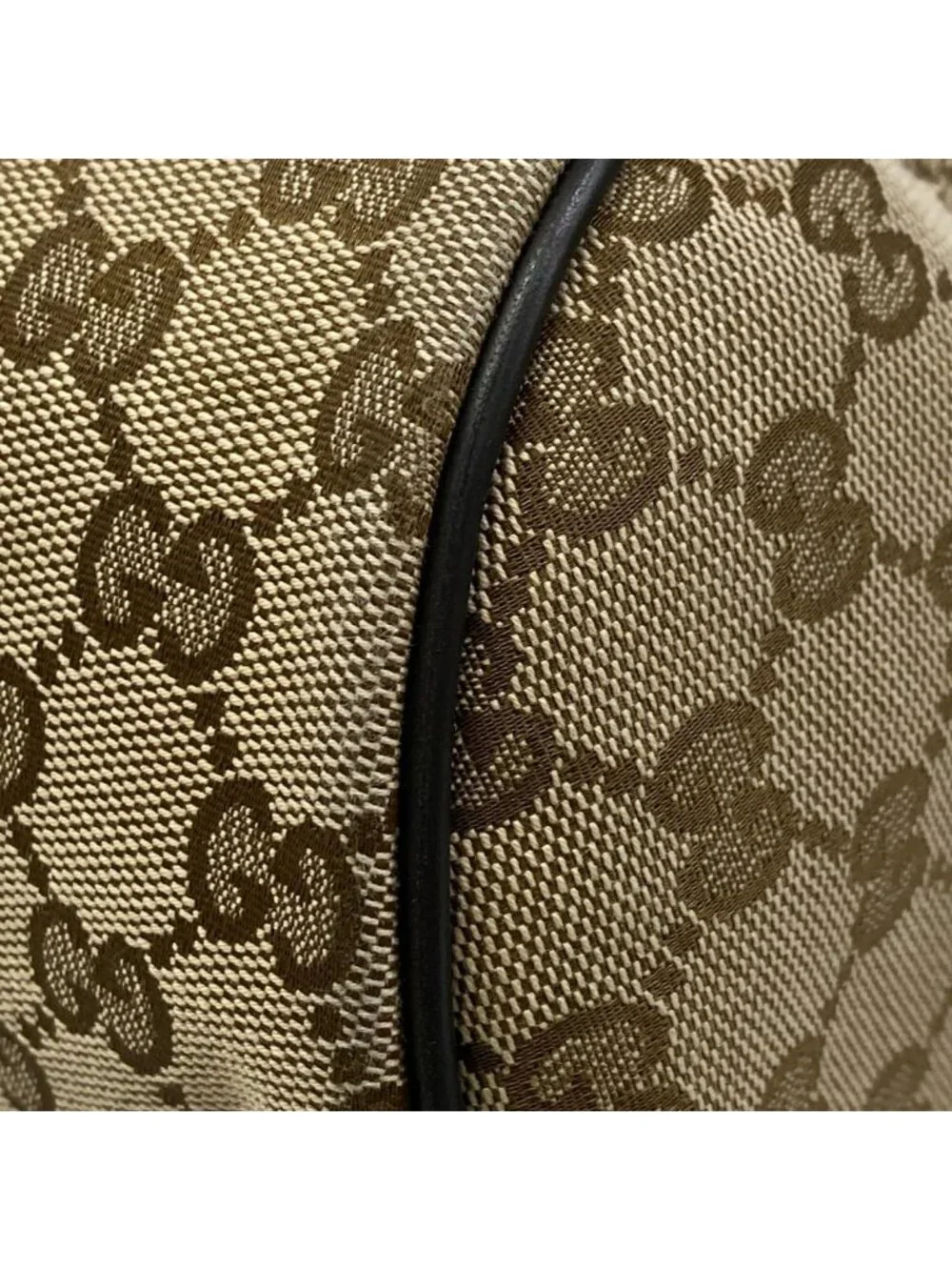 Gucci brand gg